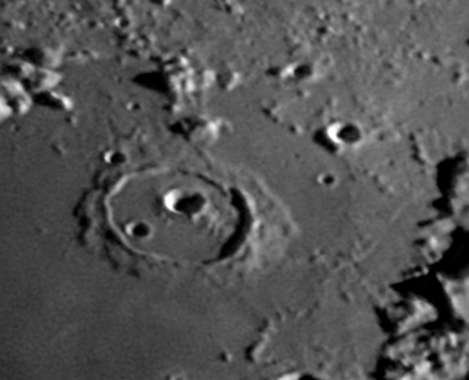 Il cratere Cassini il 27/04/2004 - Somma di 150 frames su 450 - Vesta Pro - C9 1/4 + barlow Televue 2x