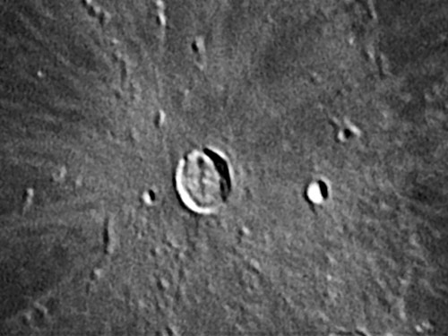 Il cratere Kepler il 02/04/2004 - Somma di 42 frames su 402 Vesta Pro - C9 1/4 + barlow 2x