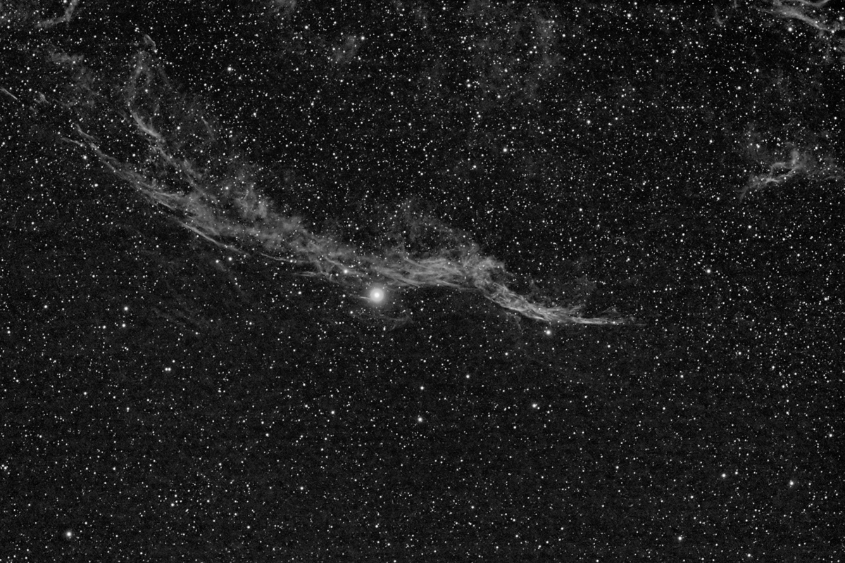 La nebulosa velo NGC 6960 ripresa in Halfa