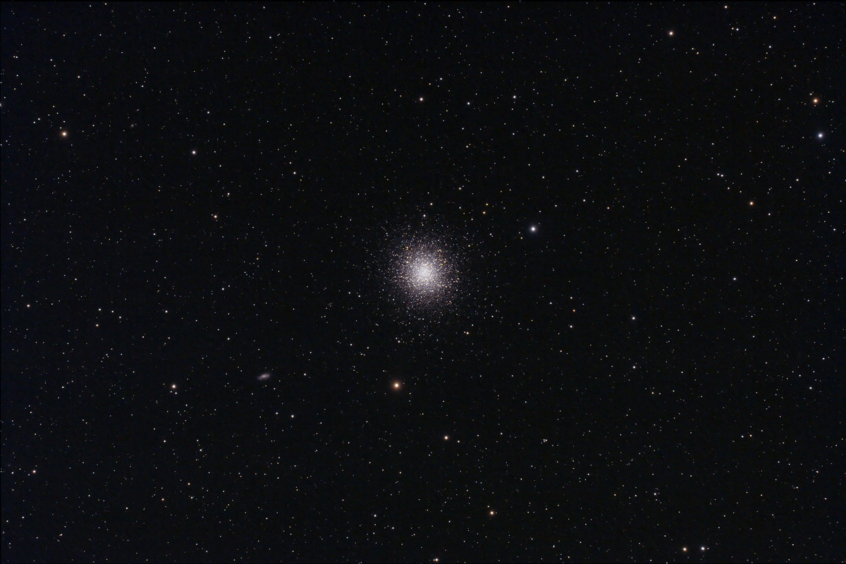 L'ammasso globulare M13 in Ercole