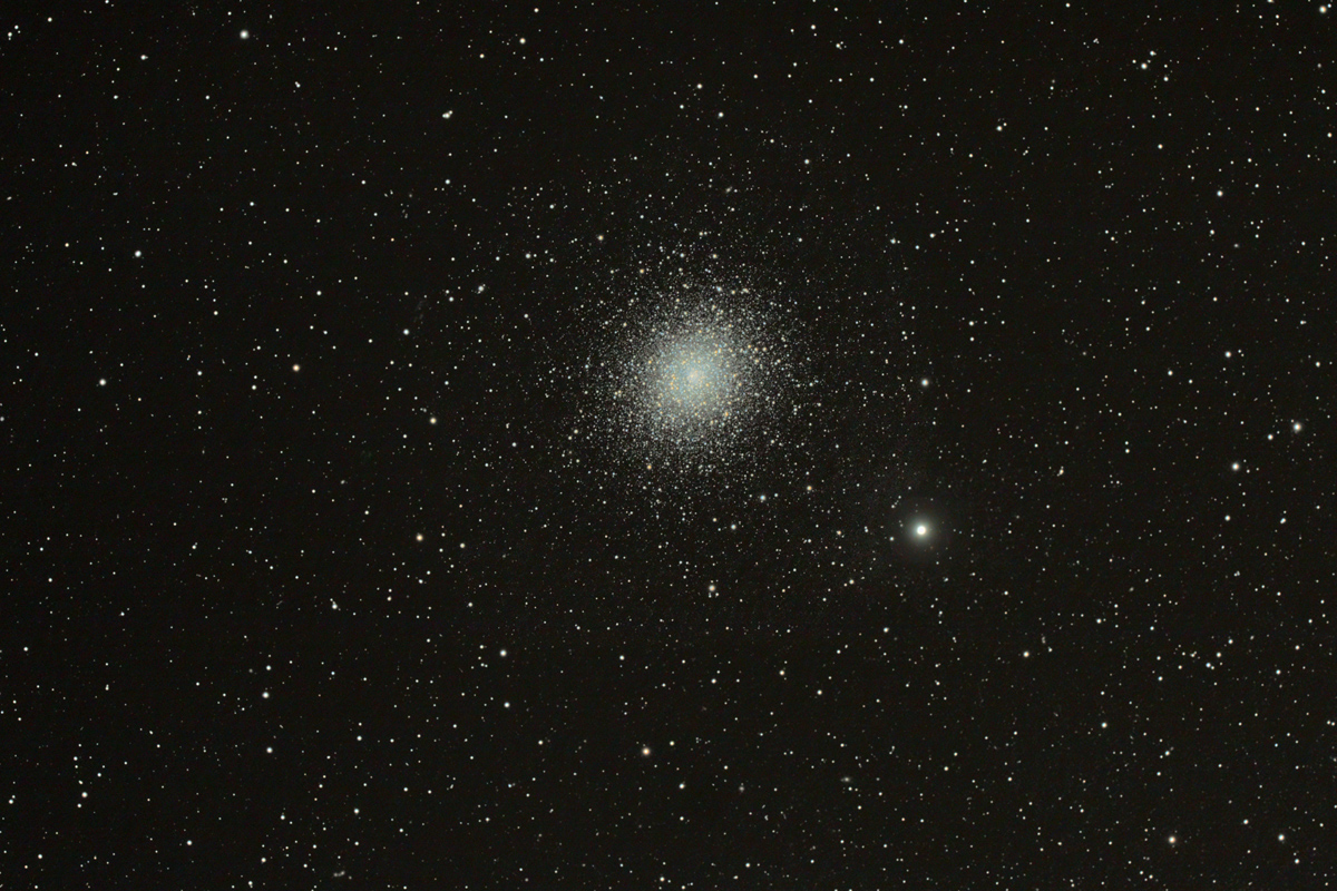 L'ammasso globulare M5 nel Serpente
